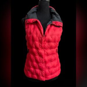 The North Face Nuptse Down Puffer Red Vest – Women’s Size Small